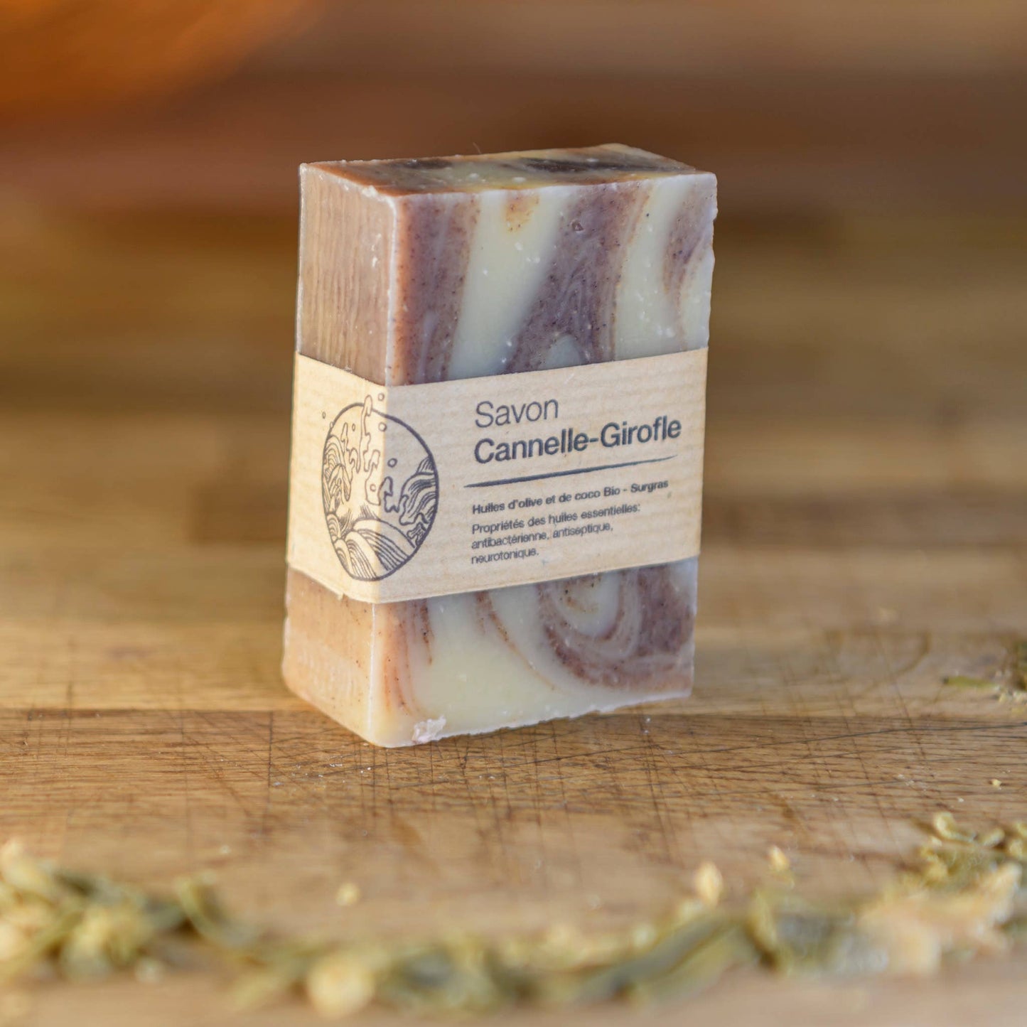 savon à la cannelle | Le sens des choses, boutique en ligne de produits artisanaux, naturels et écoresponsables fabriqués en France ou en Europe.