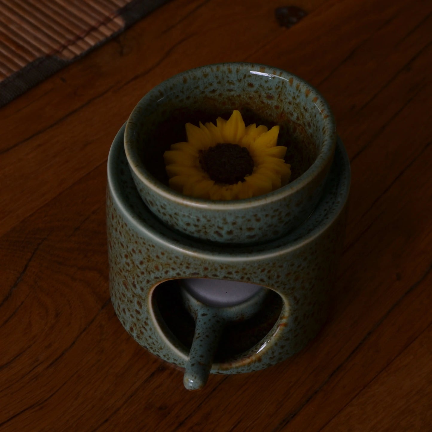 Image de Fondant parfumé à la fleur d'oranger — Tournesol | Le sens des choses – boutique artisanale de bougies parfumées végétales et savons naturels fabriqués en Charente-Maritime