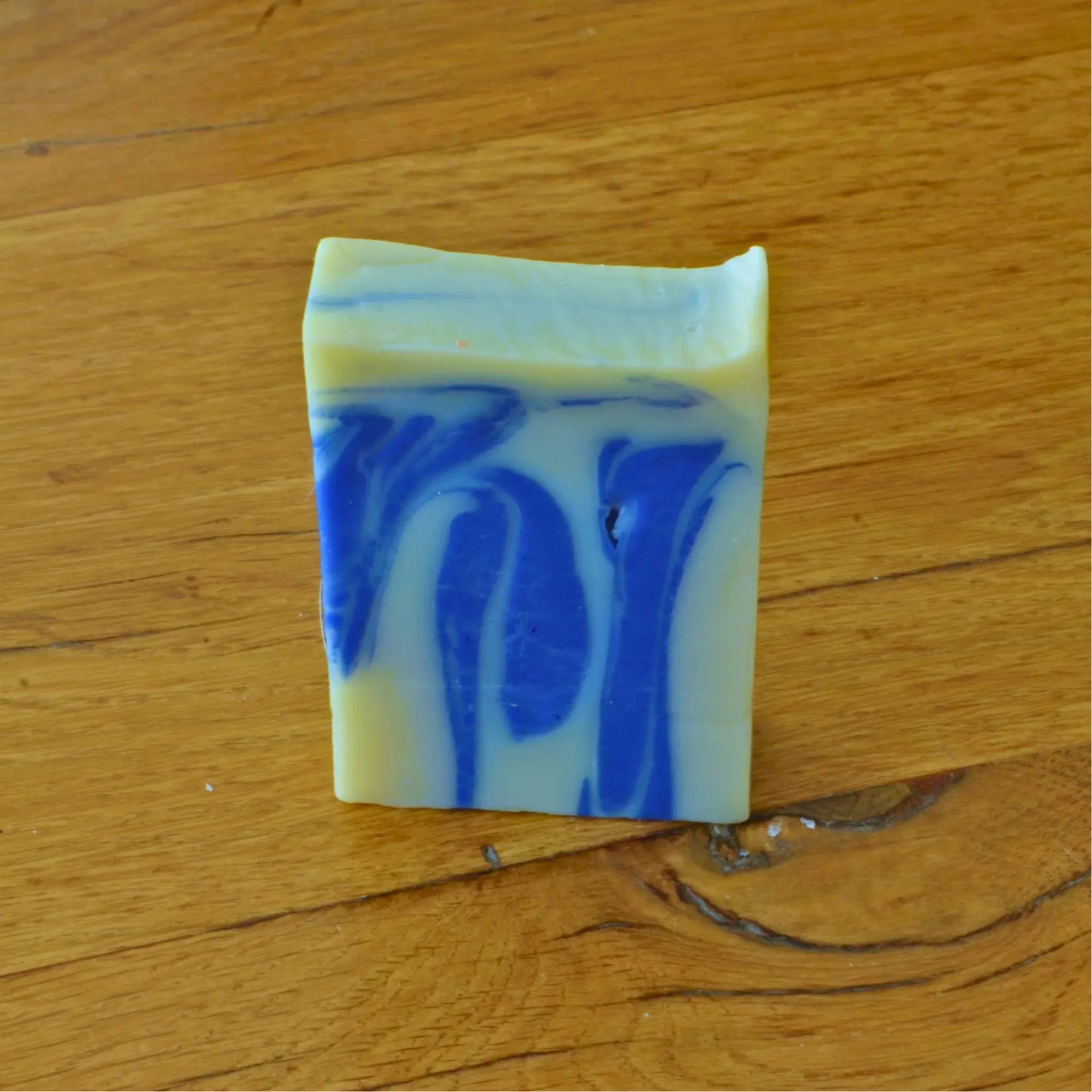 Savon surgras à la lavande | Savon solide naturel artisanal fabriqué par saponification à froid