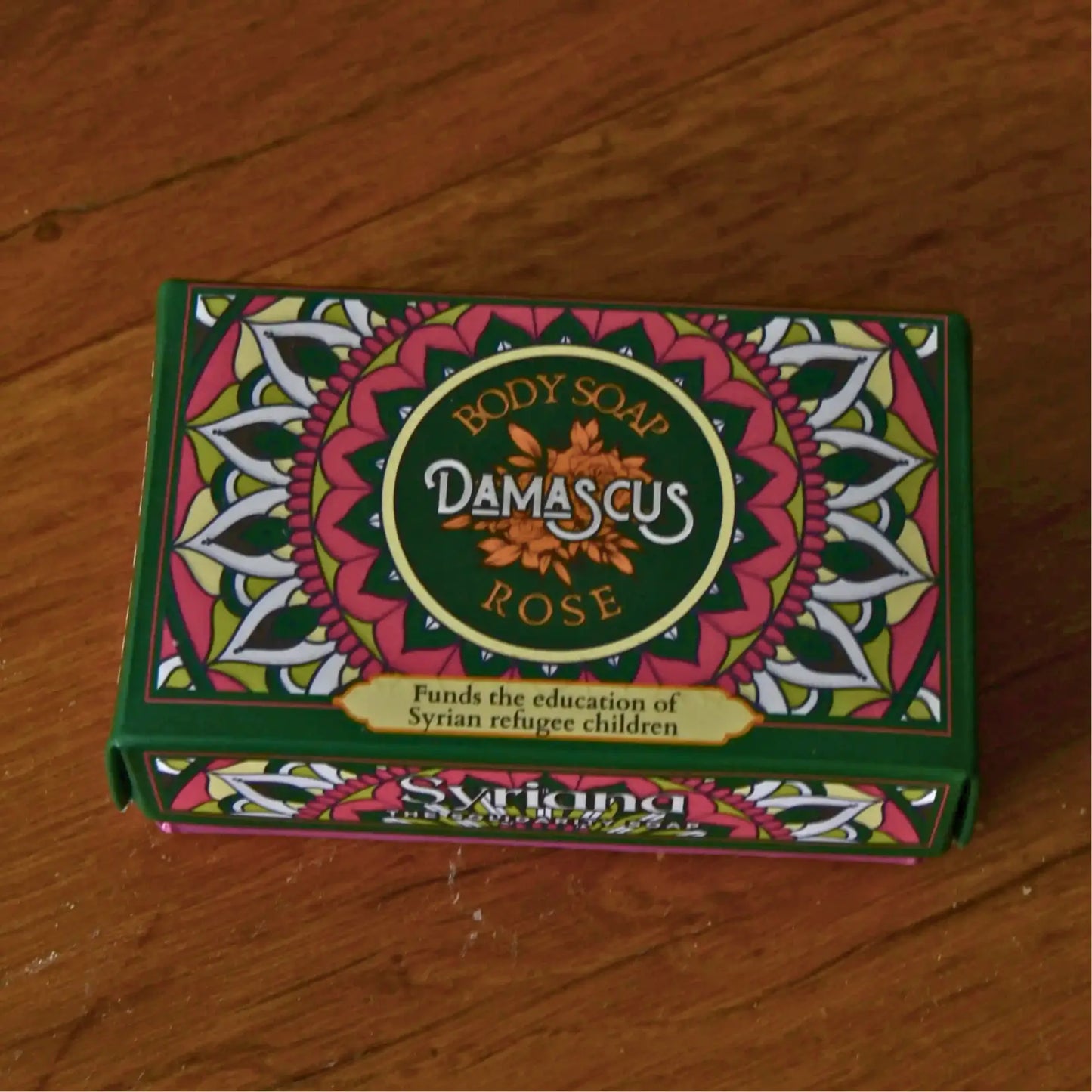 Savon d’Alep à la rose de Damas — Damas – Création artisanale | Le sens des choses – Boutique de bougies parfumées végétales, décorations et savons