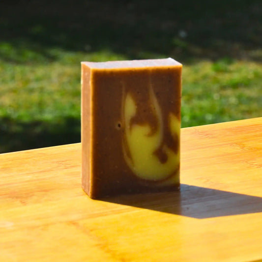 Savon surgras à la cannelle et au girofle | Savon solide naturel artisanal fabriqué par saponification à froid