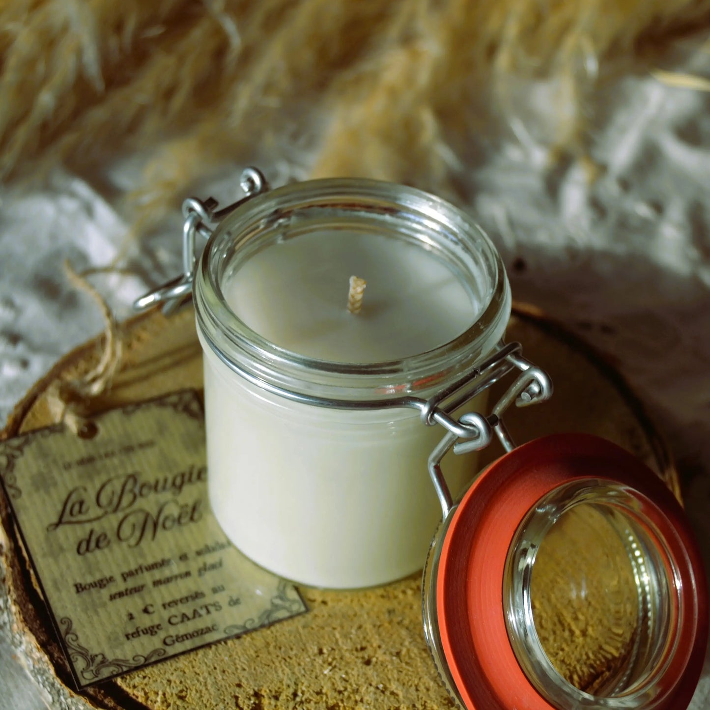 Bougie parfumée upcyclée solidaire (édition limitée) – Création artisanale | Le sens des choses – Boutique de bougies parfumées végétales, décorations et savons