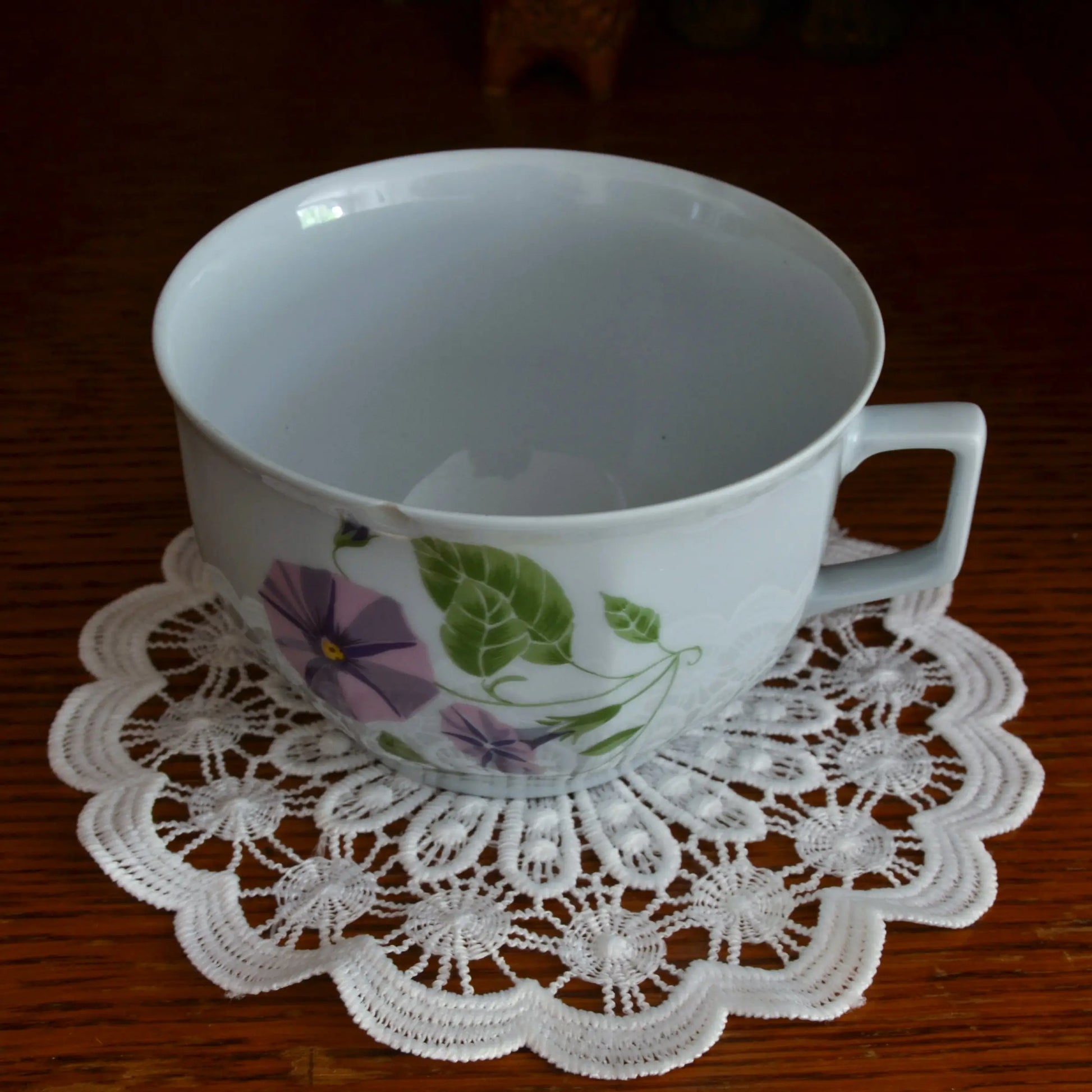 Image de Bougie décorative artisanale en porcelaine de Limoges bleutée — parfum au choix | Le sens des choses — boutique artisanale de savons et bougies parfumées naturels fabriqués en France