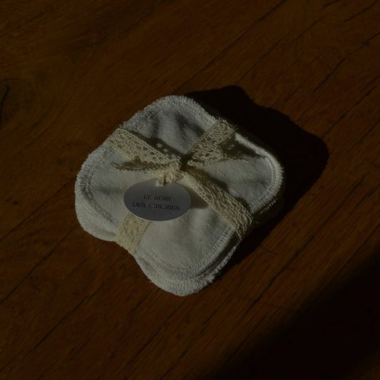 Image de Carrés démaquillants lavables en bambou (5 + 1 offert) | Le sens des choses — boutique artisanale de savons et bougies parfumées naturels fabriqués en France