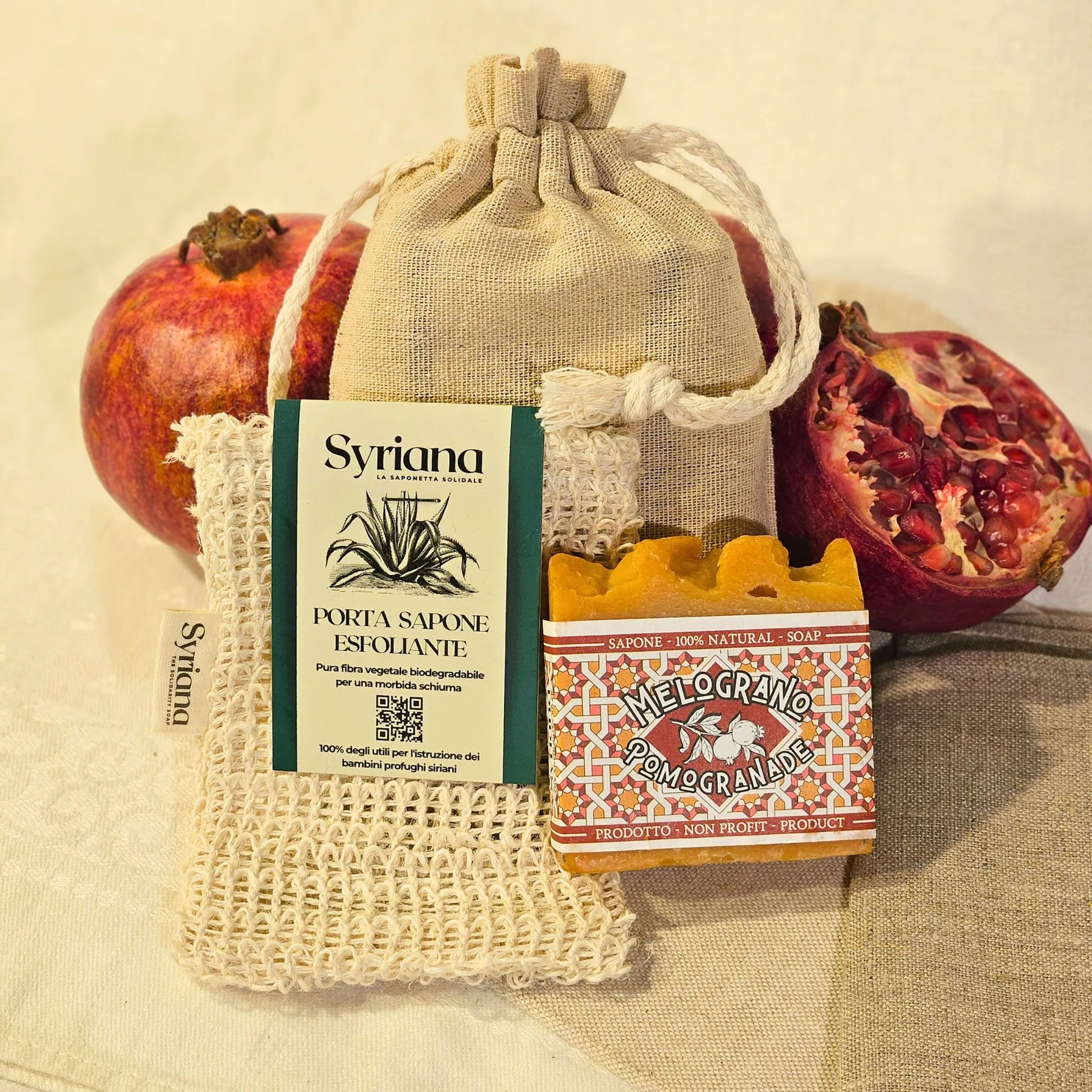 Image de Savon artisanal à l’huile de pépins de grenade | Le sens des choses — boutique artisanale de savons et bougies parfumées naturels fabriqués en France