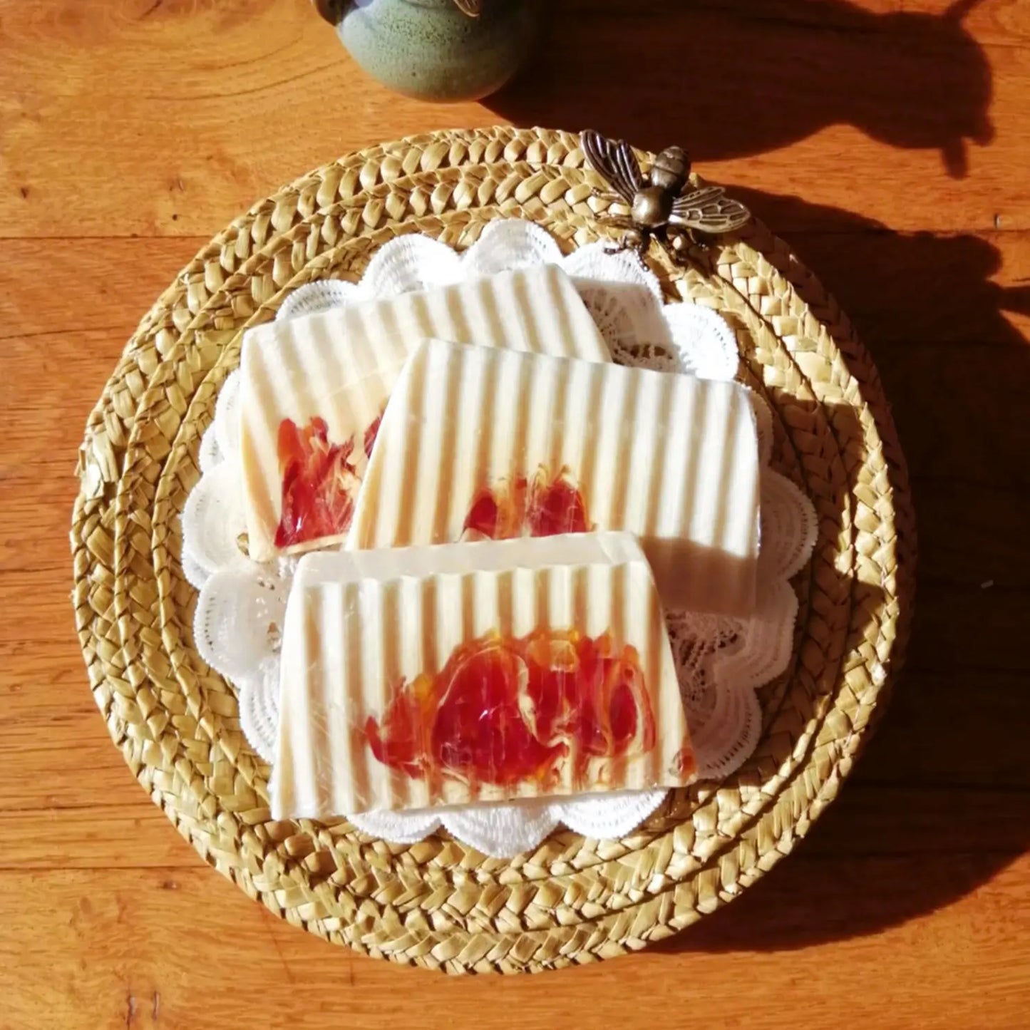 savon végétal à la noix de coco | Le sens des choses, boutique en ligne de produits artisanaux, naturels et écoresponsables fabriqués en France ou en Europe.