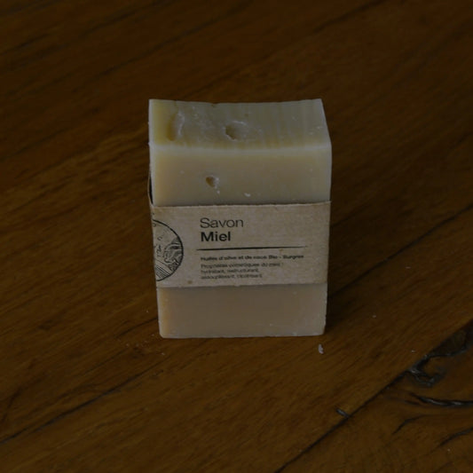 Image de Savon artisanal surgras au miel des Cévennes | Le sens des choses — boutique artisanale de savons et bougies parfumées naturels fabriqués en France