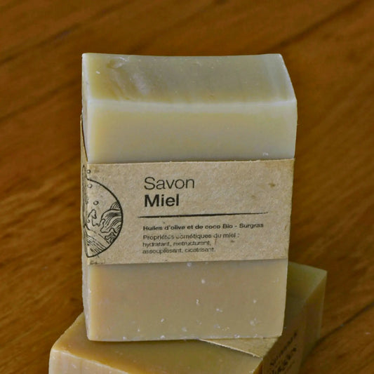 Savon artisanal surgras au miel des Cévennes – Création artisanale | Le sens des choses – Boutique de bougies parfumées végétales, décorations et savons