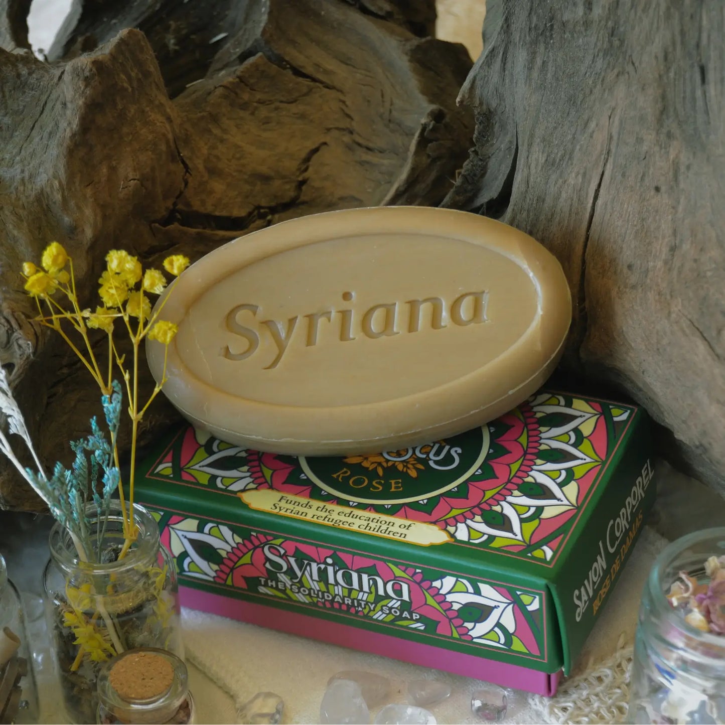 Savon d’Alep à la rose de Damas — Damas | Savon solide naturel artisanal fabriqué par saponification à froid