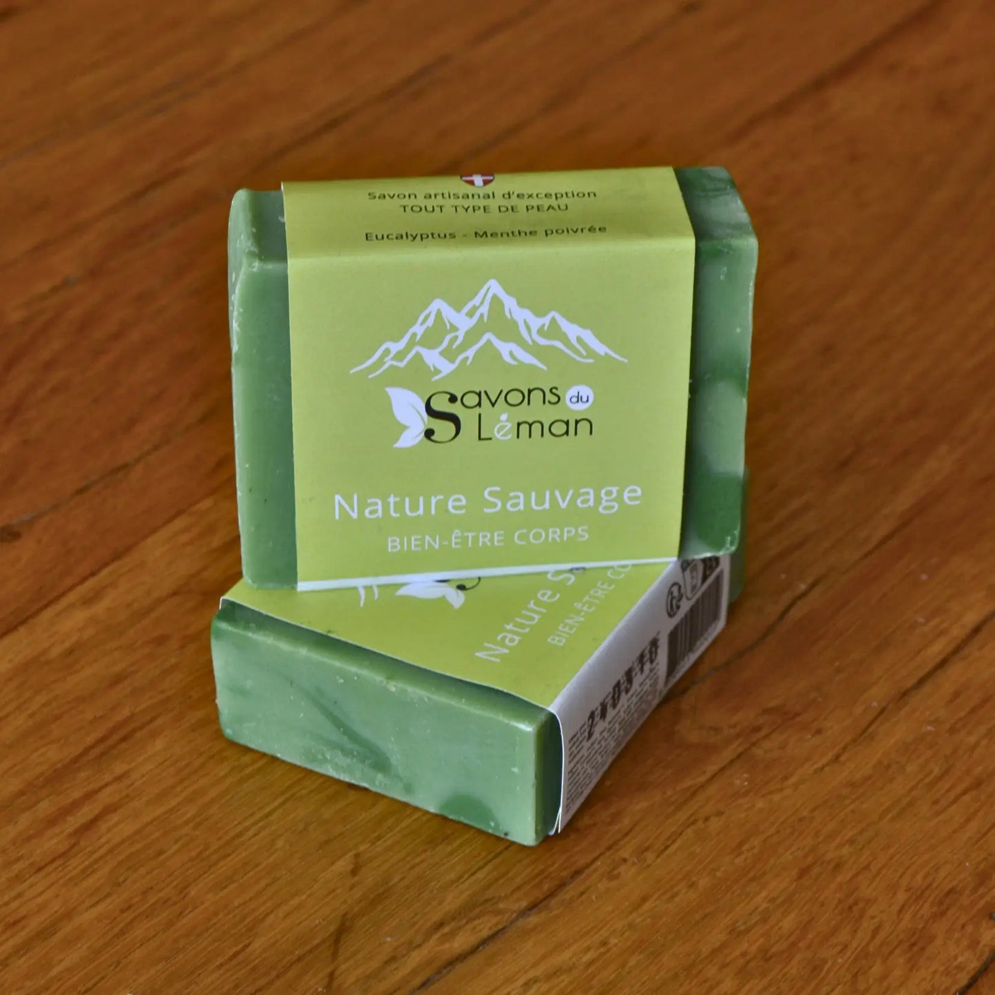 Savon BIO surgras eucalyptus, menthe poivrée et pin « Nature Sauvage » – Création artisanale | Le sens des choses – Boutique de bougies parfumées végétales, décorations et savons