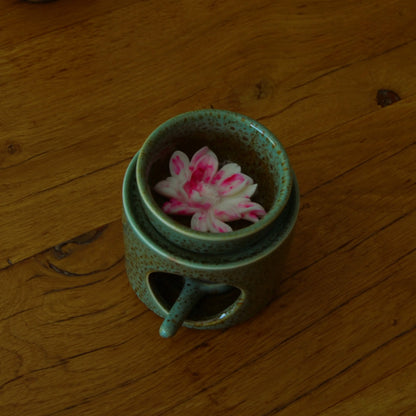 Image de fondant parfumé à la fleur de coton | Le sens des choses, boutique en ligne de produits artisanaux, naturels et écoresponsables, fabriqués en France ou en Europe : savons artisanaux, bougies parfumées, accessoires zéro déchet.