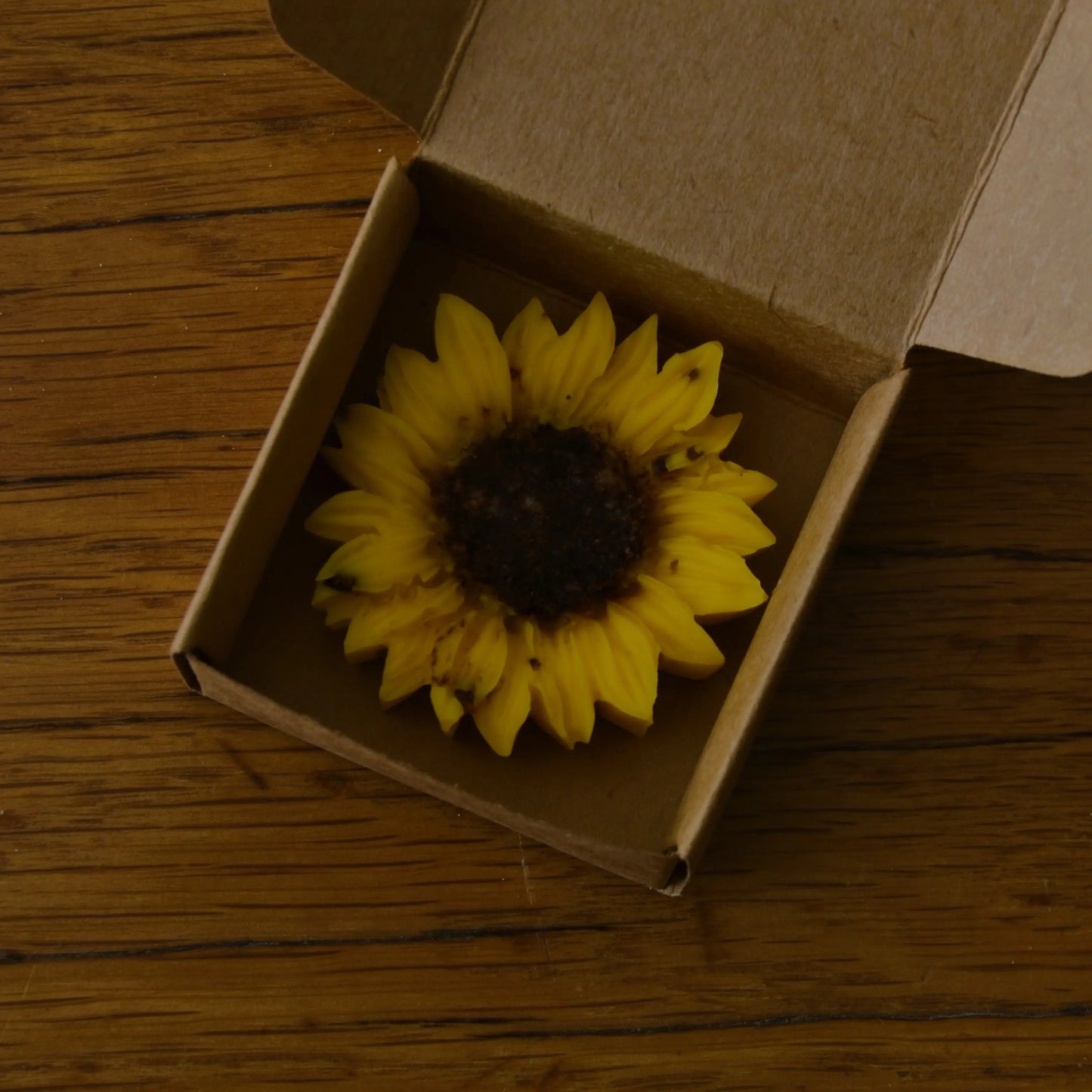 Image de fondant parfumé à la fleur d'oranger | Le sens des choses, boutique en ligne de produits artisanaux, naturels et écoresponsables, fabriqués en France ou en Europe : savons artisanaux, bougies parfumées, accessoires zéro déchet.