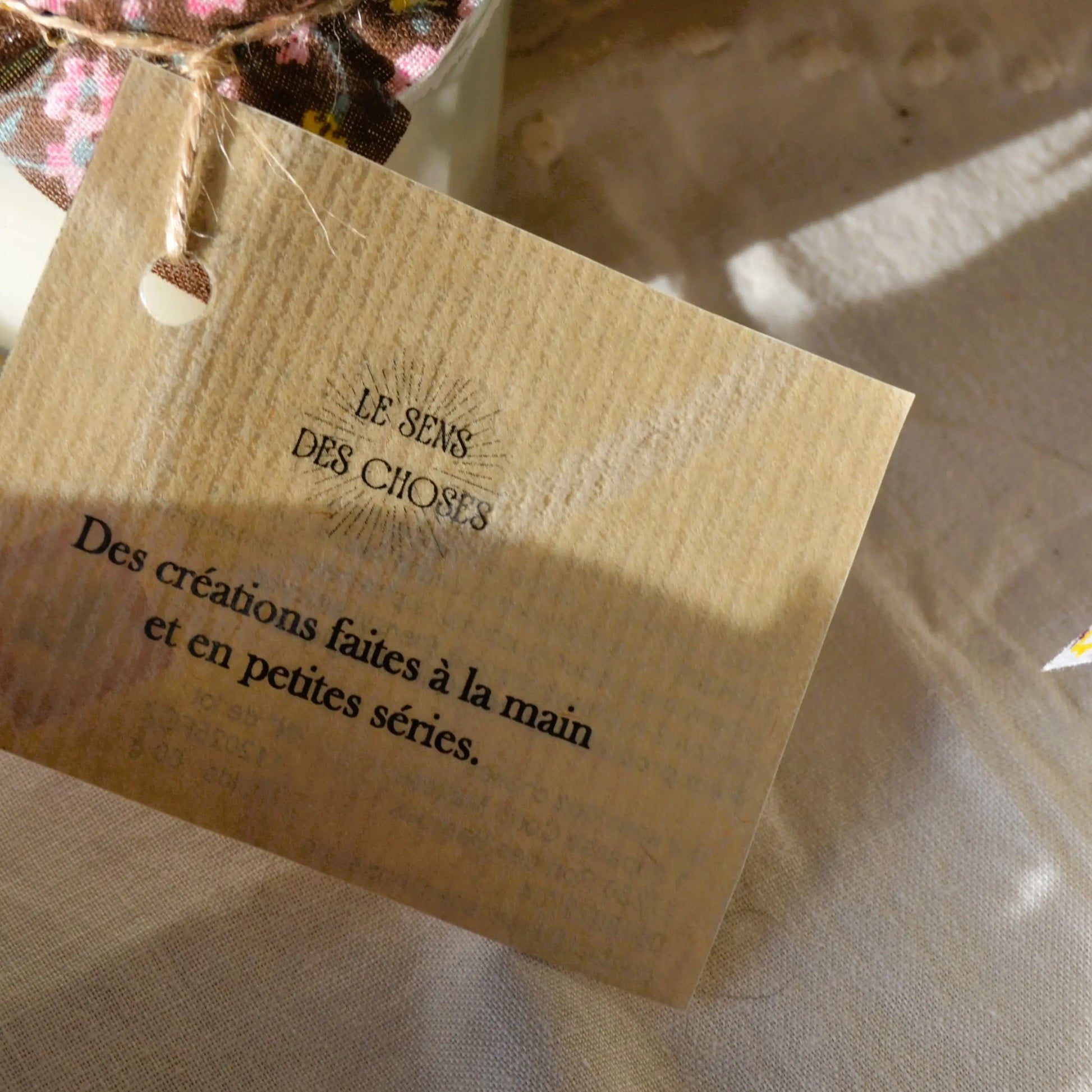 Image de Mini-bougie artisanale et unique : le hasard fait bien les choses ! | Le sens des choses – boutique artisanale éthique de bougies parfumées et savons naturels fabriqués en France