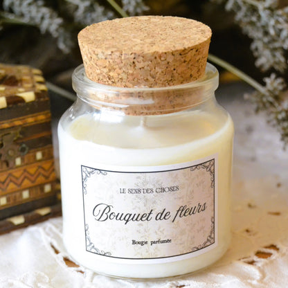 Image de Bougie parfumée artisanale Bouquet de fleurs | Le sens des choses – boutique artisanale éthique de bougies parfumées et savons naturels fabriqués en France