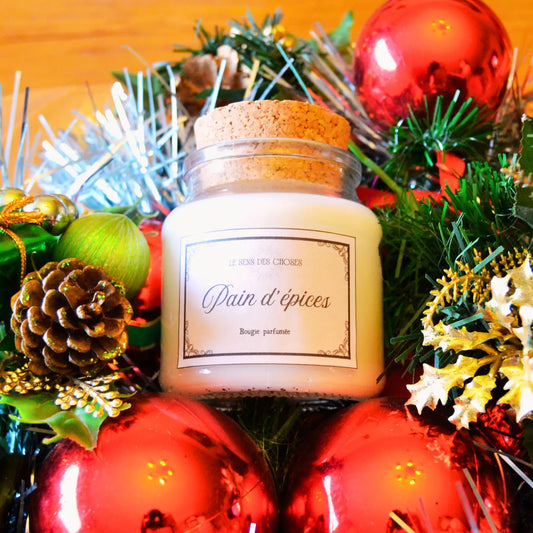 Image de Bougie parfumée artisanale au pain d'épices | Le sens des choses – boutique artisanale de bougies parfumées végétales et savons naturels fabriqués en Charente-Maritime