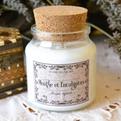 Image de Bougie parfumée artisanale à la menthe et à l'eucalyptus | Le sens des choses – boutique artisanale éthique de bougies parfumées et savons naturels fabriqués en France