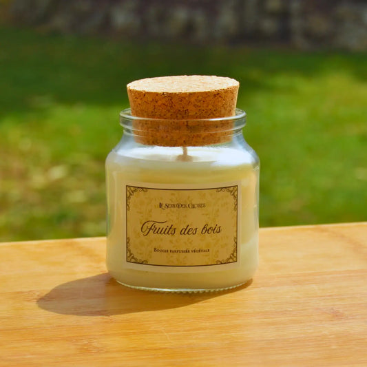 Bougie artisanale parfumée Fruits des Bois | Bougie parfumée naturelle à la cire végétale et parfum de Grasse