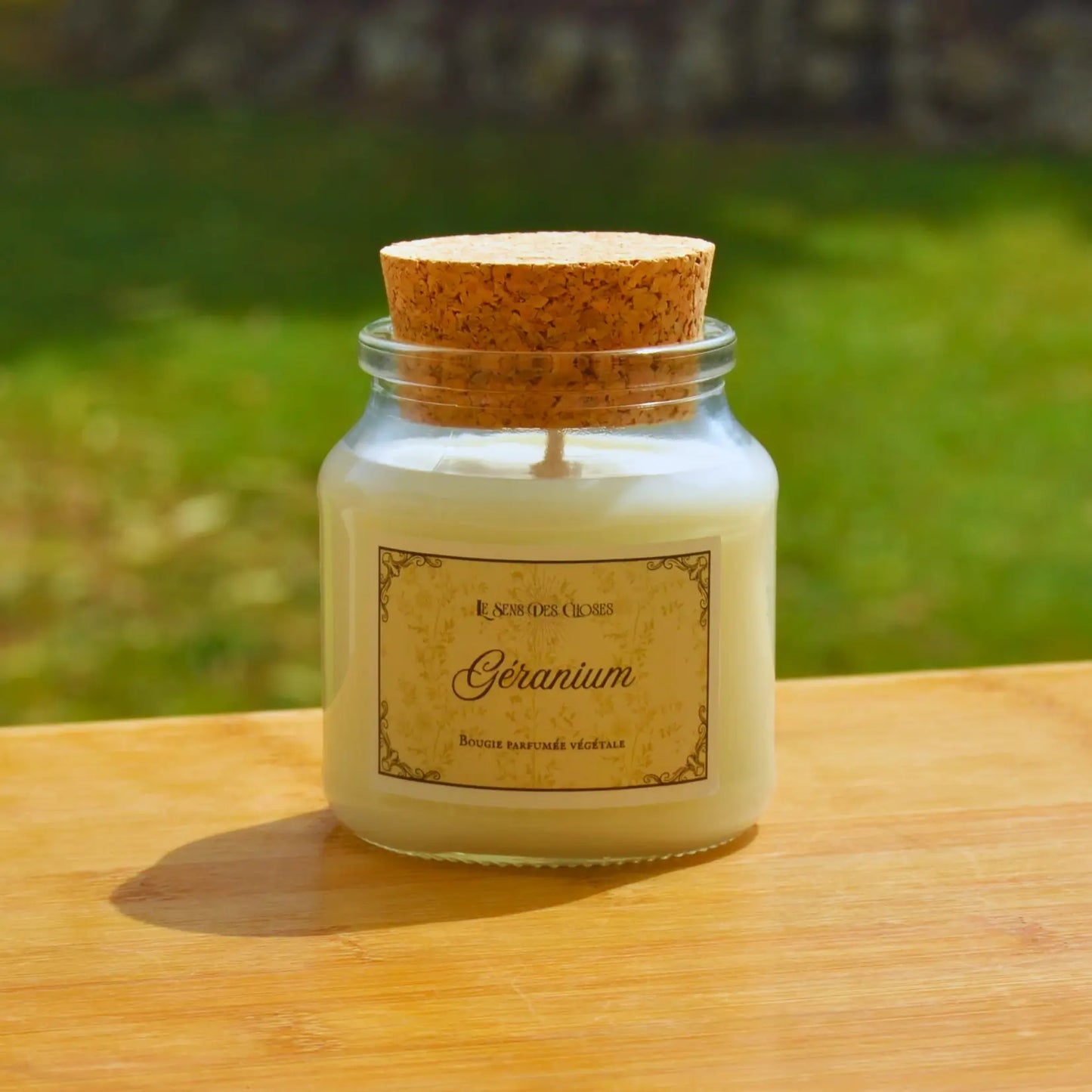Bougie artisanale parfumée Géranium | Bougie parfumée naturelle à la cire végétale et parfum de Grasse