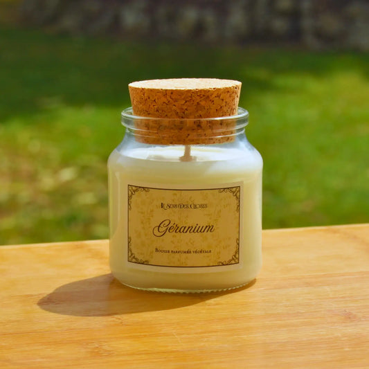 Bougie artisanale parfumée Géranium | Bougie parfumée naturelle à la cire végétale et parfum de Grasse