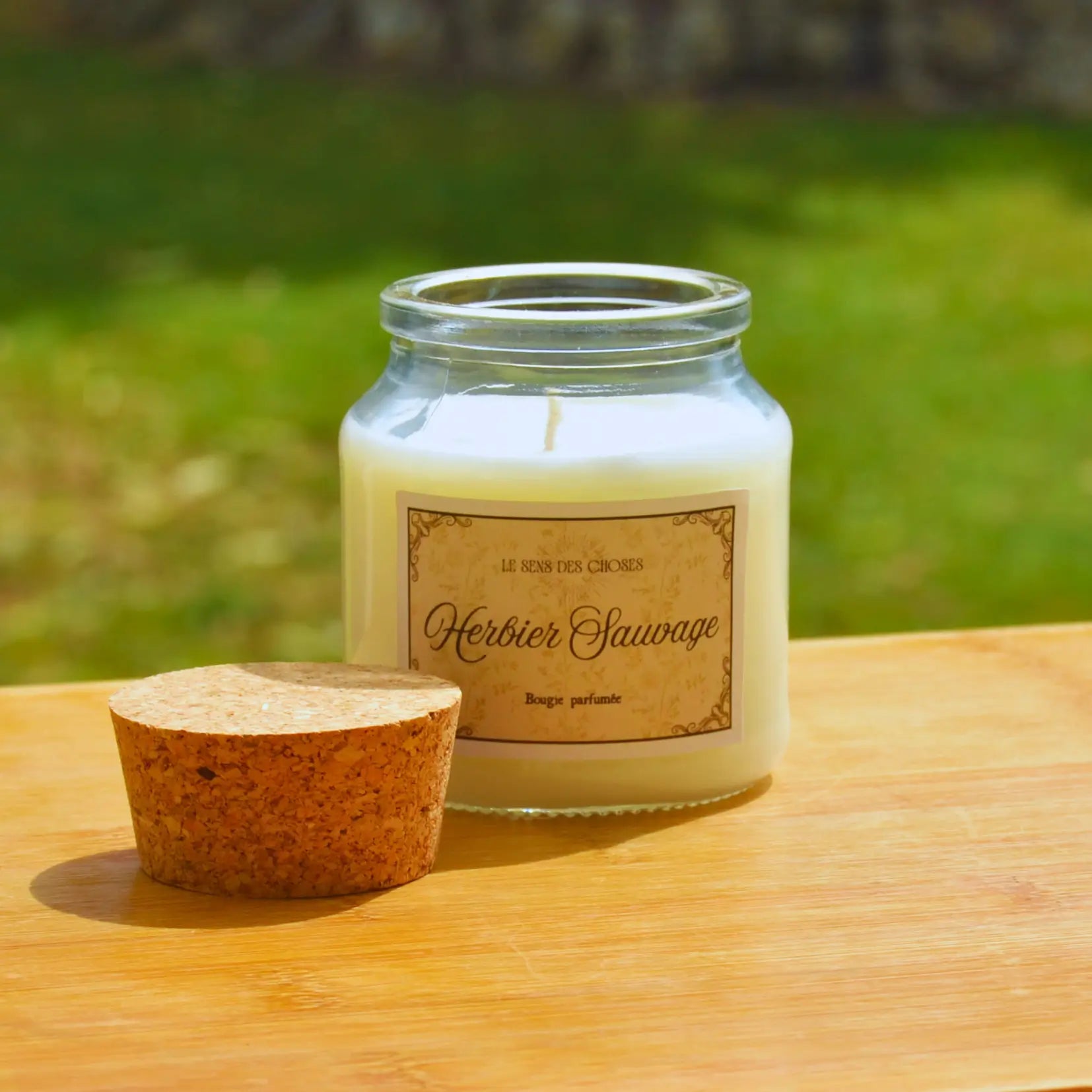 Bougie artisanale parfumée Herbier Sauvage | Bougie parfumée naturelle à la cire végétale et parfum de Grasse