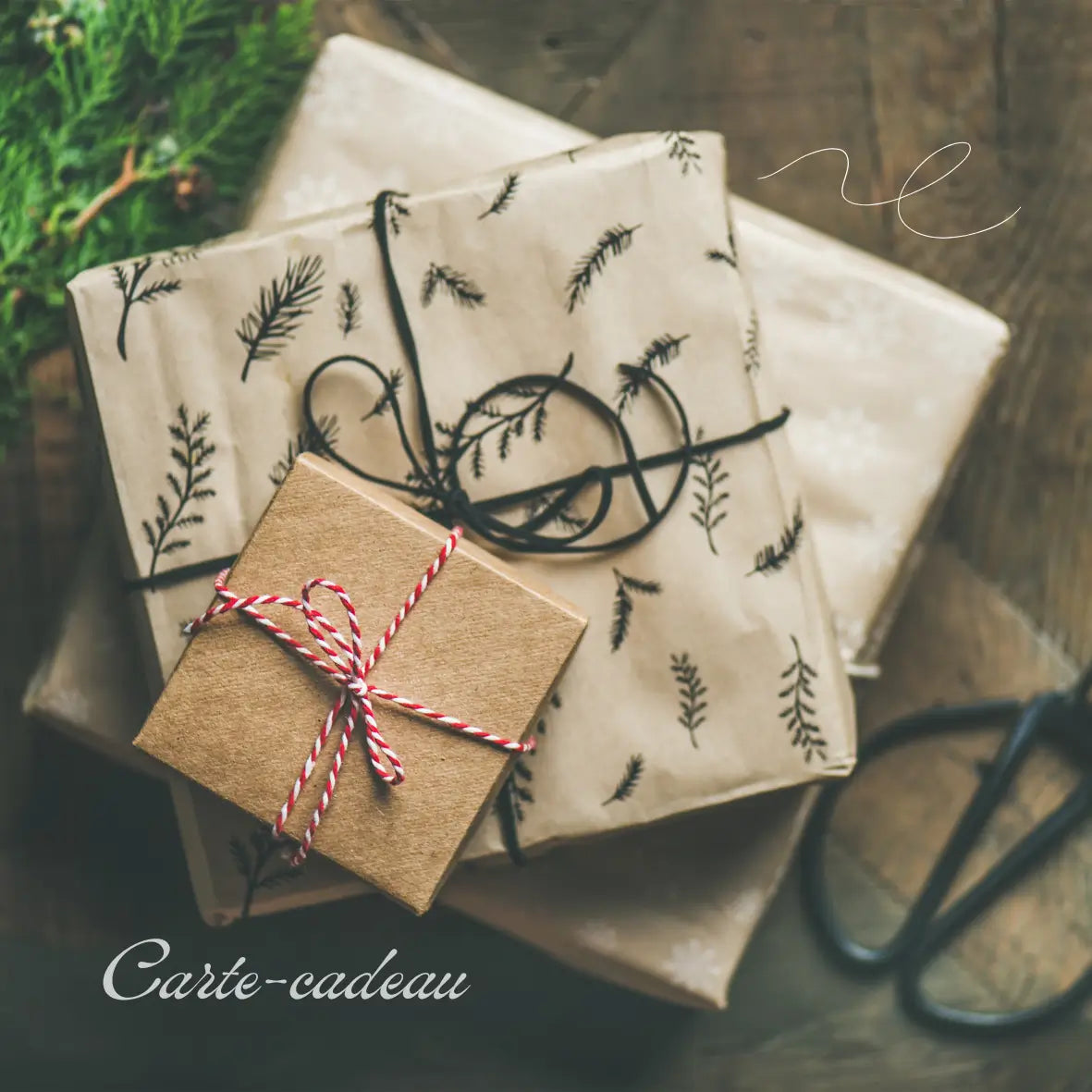 Image de carte-cadeau digitale Le sens des choses | Le sens des choses, boutique en ligne de produits artisanaux, naturels et écoresponsables, fabriqués en France ou en Europe : savons artisanaux, bougies parfumées, accessoires zéro déchet.