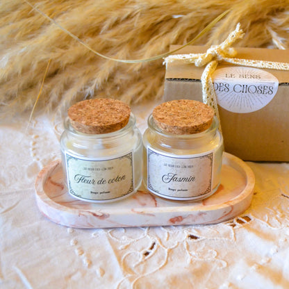 Image de Coffret-cadeau — deux petites bougies parfumées artisanales au choix | Le sens des choses – boutique artisanale éthique de bougies parfumées et savons naturels fabriqués en France
