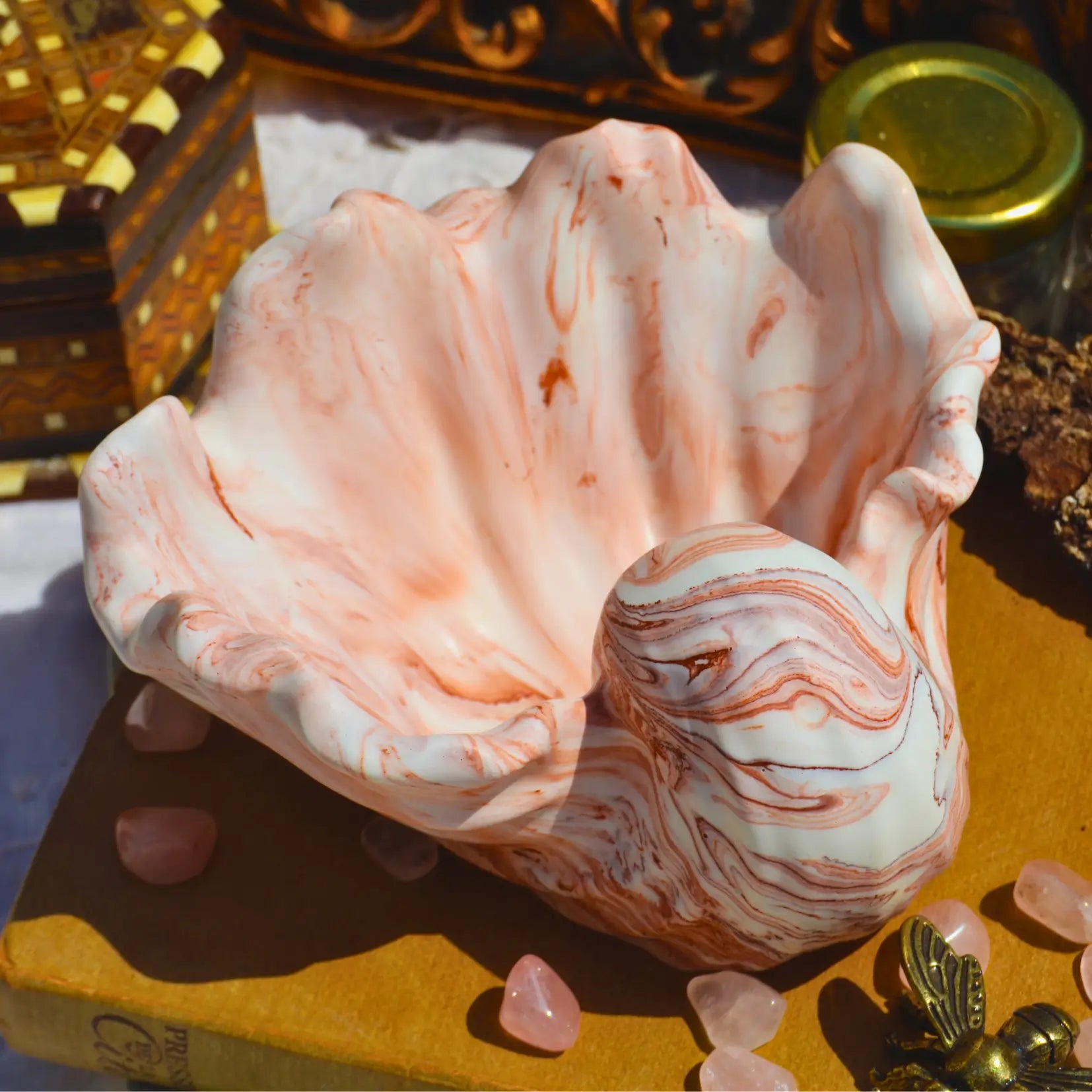 Calypso — Le grand vide-poche coquillage en jesmonite | Objet déco artisanal en Jesmonite fabriqué en Charente-Maritime