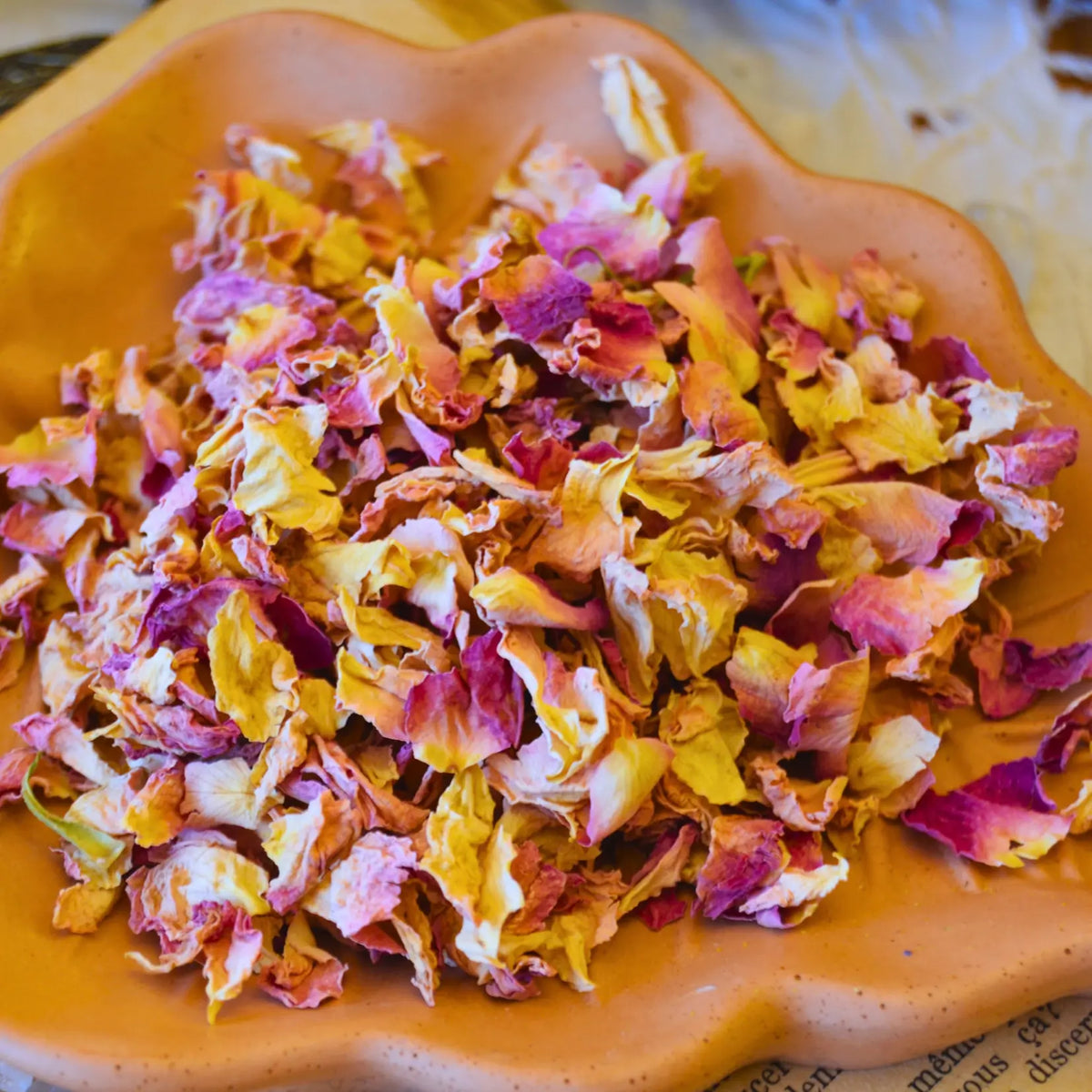 Pétales de rose de Damas séchés (Rosa Damascena)