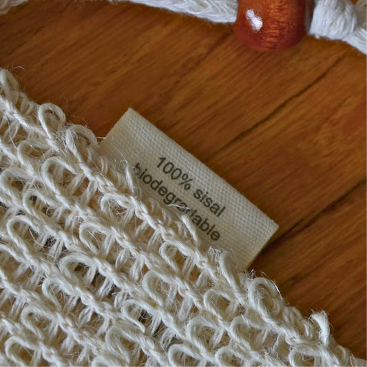 Image de Sachet à savon en sisal naturel biodégradable | Le sens des choses – boutique artisanale éthique de bougies parfumées et savons naturels fabriqués en France