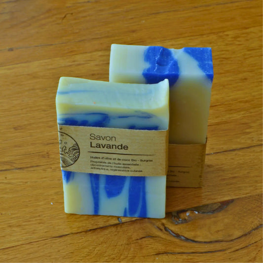 Savon artisanal surgras à la lavande – Création artisanale | Le sens des choses – Boutique de bougies parfumées végétales et objets décoratifs écoresponsables