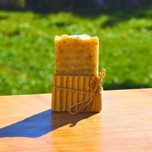 Savon exfoliant à l’avoine – Création artisanale | Le sens des choses – Boutique de bougies parfumées végétales, décorations et savons