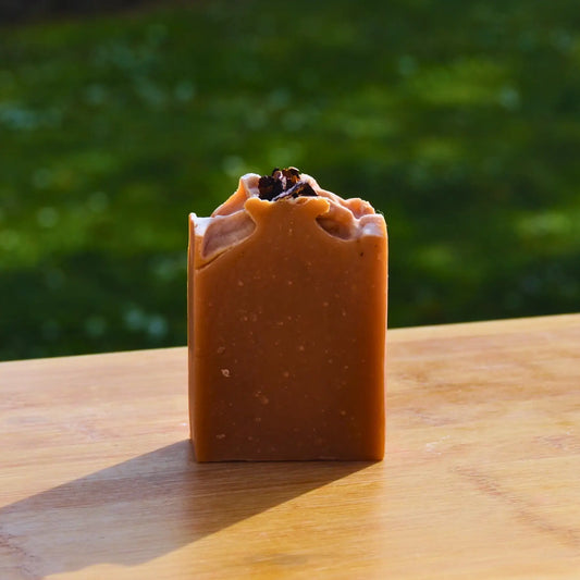 Savon surgras au monoî – Création artisanale | Le sens des choses – Boutique de bougies parfumées végétales, décorations et savons