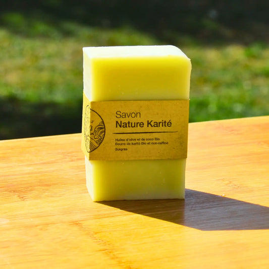 Savon surgras au beurre de karité | Savon solide naturel artisanal fabriqué par saponification à froid