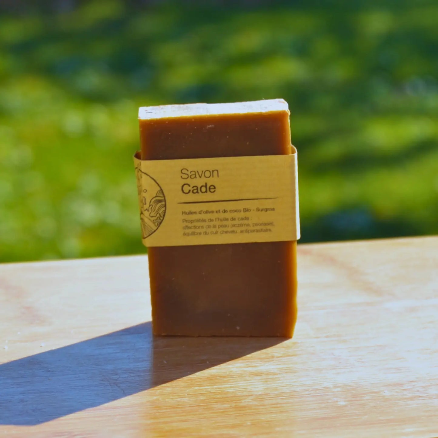 Savon surgras au genévrier cade | Savon solide naturel artisanal fabriqué par saponification à froid