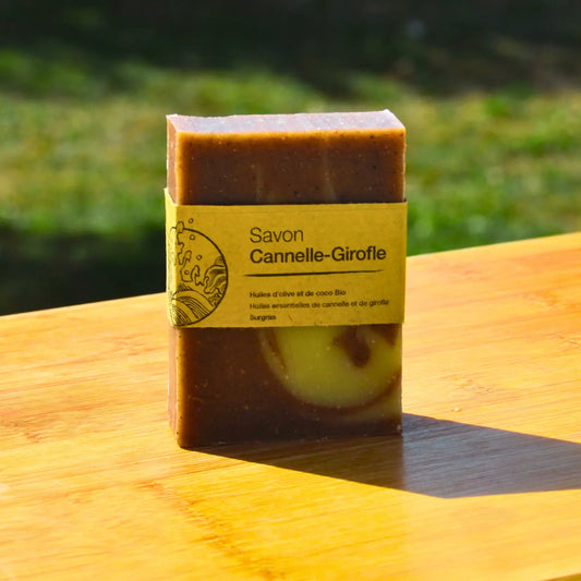 Savon surgras à la cannelle et au girofle | Savon solide naturel artisanal fabriqué par saponification à froid