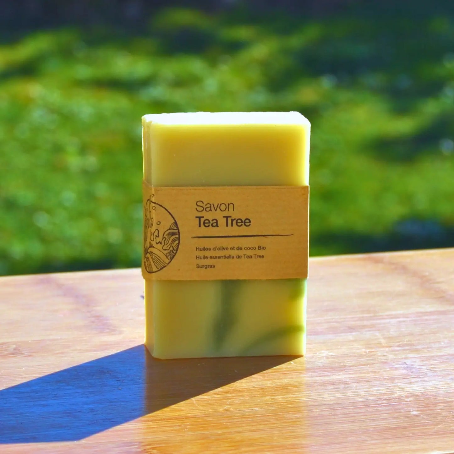 Savon surgras au tea tree | Savon solide naturel artisanal fabriqué par saponification à froid