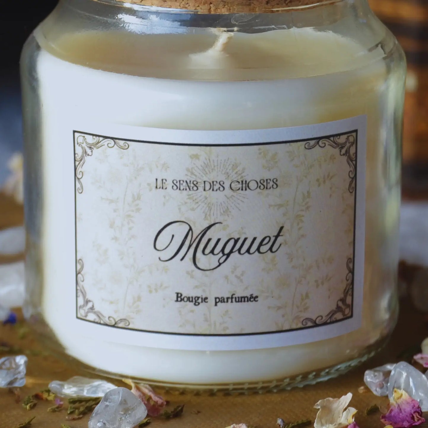 Bougie artisanale parfumée Muguet – Création artisanale | Le sens des choses – Boutique de bougies parfumées végétales, décorations et savons