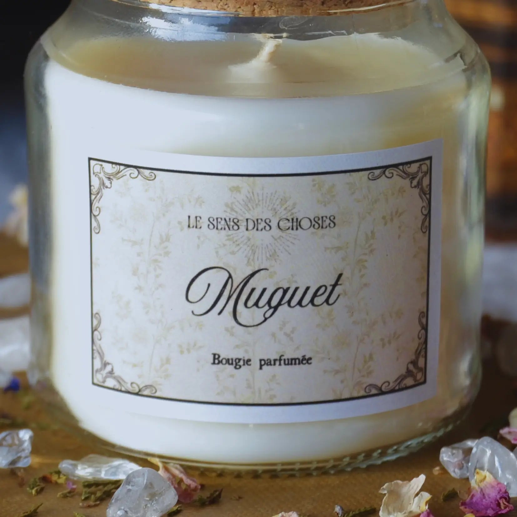 Bougie artisanale parfumée Muguet – Création artisanale | Le sens des choses – Boutique de bougies parfumées végétales, décorations et savons