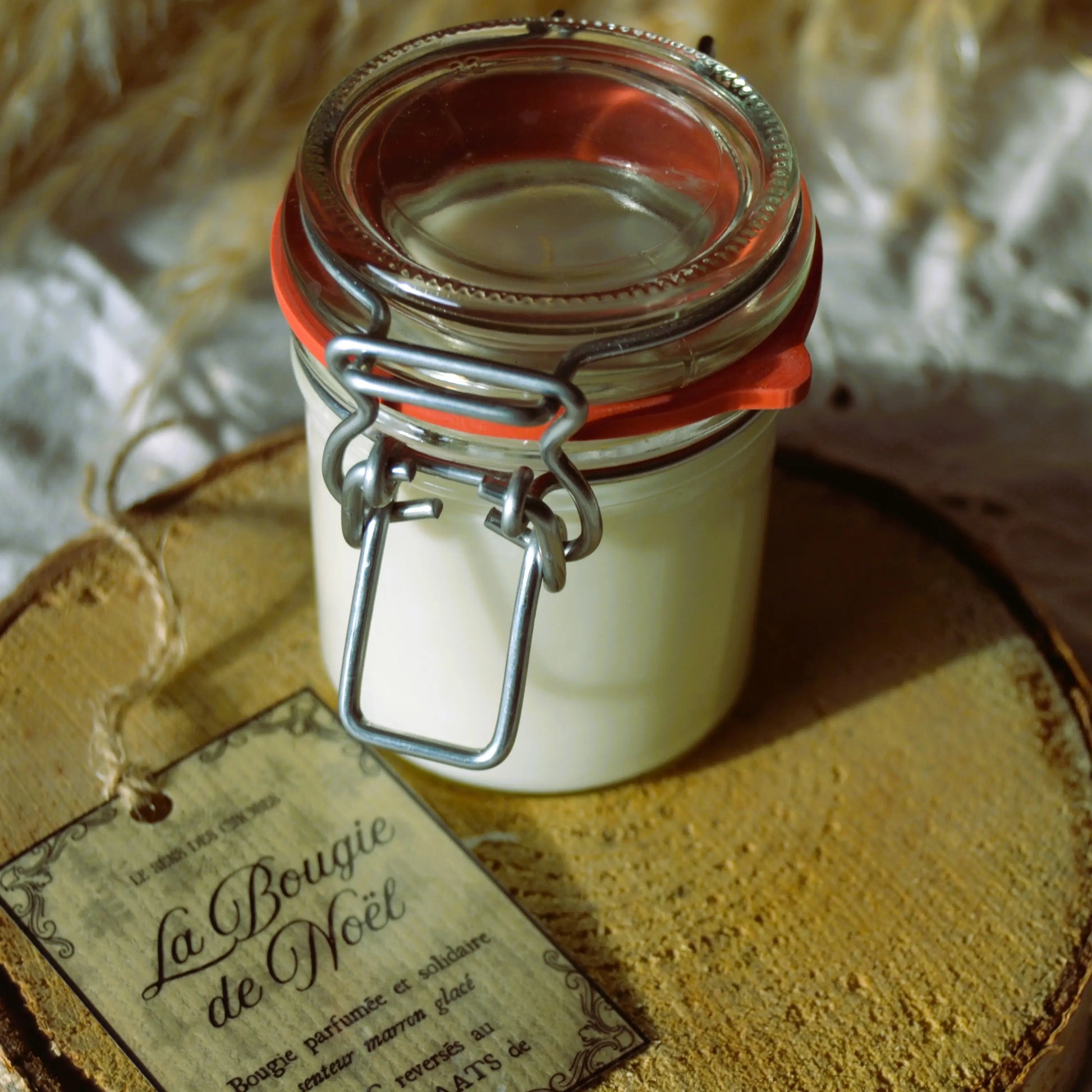 Image de Bougie parfumée upcyclée solidaire (édition limitée) | Le sens des choses – boutique artisanale éthique de bougies parfumées et savons naturels fabriqués en France