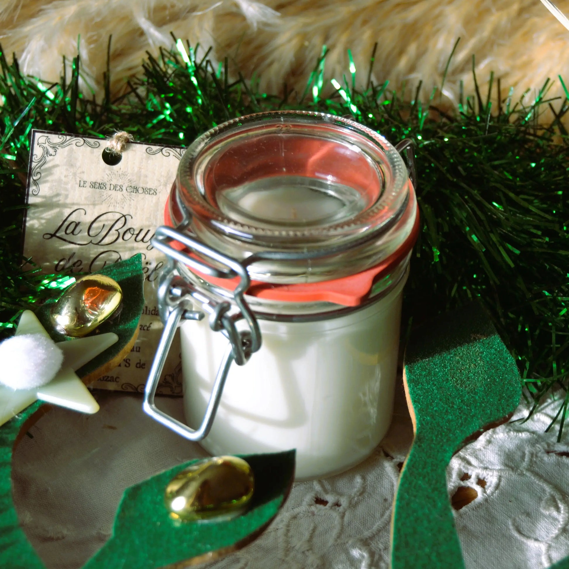 Image de Bougie parfumée upcyclée solidaire (édition limitée) | Le sens des choses – boutique artisanale éthique de bougies parfumées et savons naturels fabriqués en France