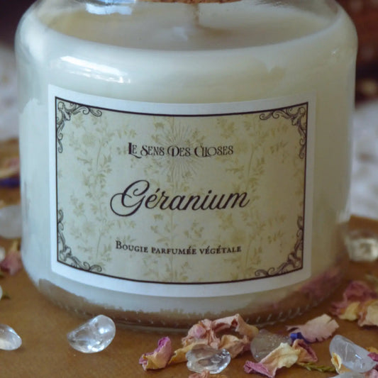 Bougie artisanale parfumée Géranium | Bougie parfumée naturelle à la cire végétale et parfum de Grasse