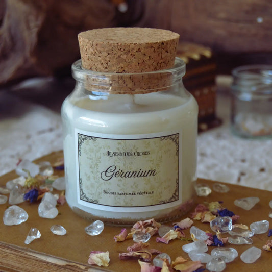 Bougie artisanale parfumée Géranium | Bougie parfumée naturelle à la cire végétale et parfum de Grasse