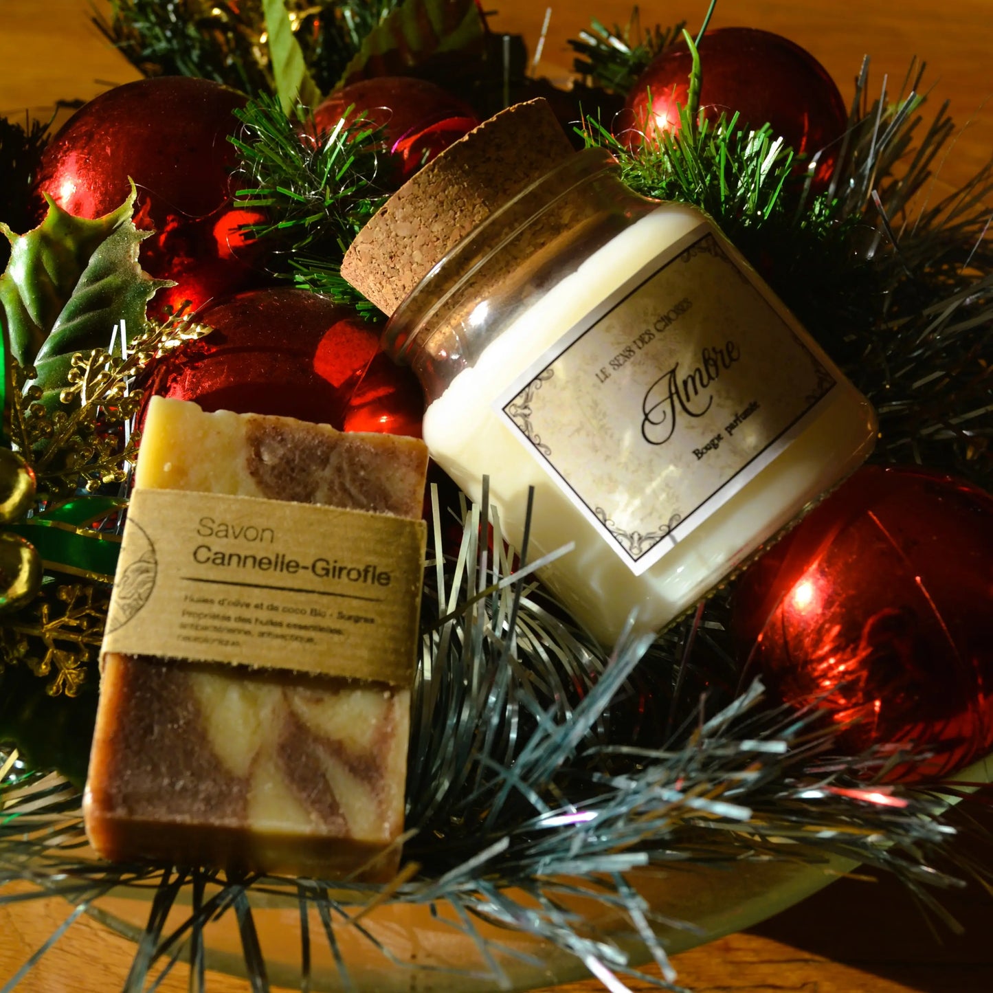 Image de Coffret-cadeau « Un moment pour soi » — bougie parfumée et savon artisanal | Le sens des choses – boutique artisanale éthique de bougies parfumées et savons naturels fabriqués en France