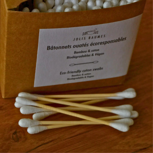 Image de Bâtonnets ouatés écologiques en bambou et coton bio | Le sens des choses – boutique artisanale éthique de bougies parfumées et savons naturels fabriqués en France