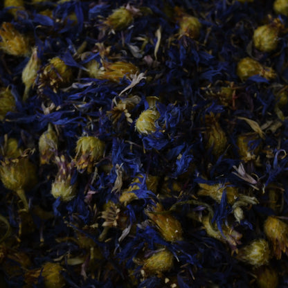 Image de Fleurs de bleuet séchées (Centaurea cyanus) | Le sens des choses, boutique en ligne de produits artisanaux, naturels et écoresponsables, fabriqués en France ou en Europe : savons artisanaux, bougies parfumées, accessoires zéro déchet.