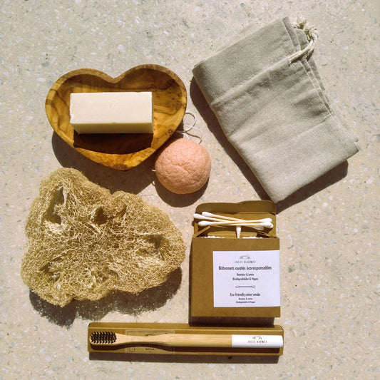 kit salle de bain écoresponsable — prenez soin de vous et de la planète | Le sens des choses, boutique en ligne de produits artisanaux, naturels et écoresponsables fabriqués en France ou en Europe.
