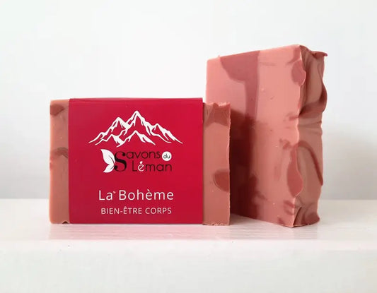savon BIO « La Bohème » — surgras 6 % (géranium et bergamote) | Le sens des choses, boutique en ligne de produits artisanaux, naturels et écoresponsables fabriqués en France ou en Europe.