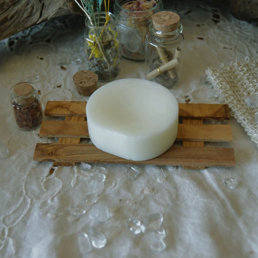 Porte-savon palette en bois d’olivier artisanal | Accessoire zéro déchet et écoresponsable