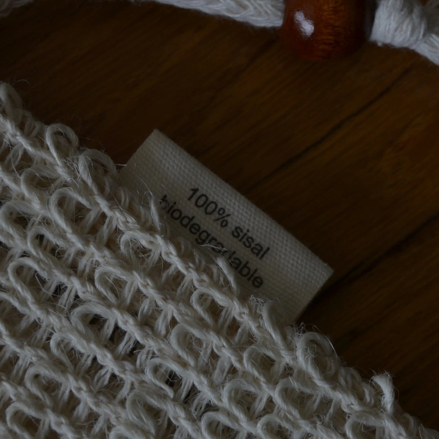 Image de Sachet à savon en sisal naturel biodégradable | Le sens des choses — boutique artisanale de savons et bougies parfumées naturels fabriqués en France