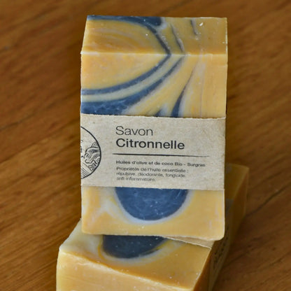 Image de Savon artisanal surgras à la citronnelle | Le sens des choses – boutique artisanale éthique de bougies parfumées et savons naturels fabriqués en France